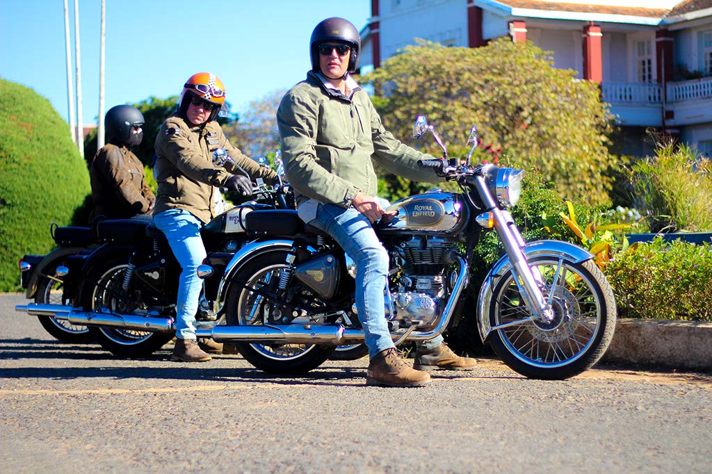 guide moto madagascar