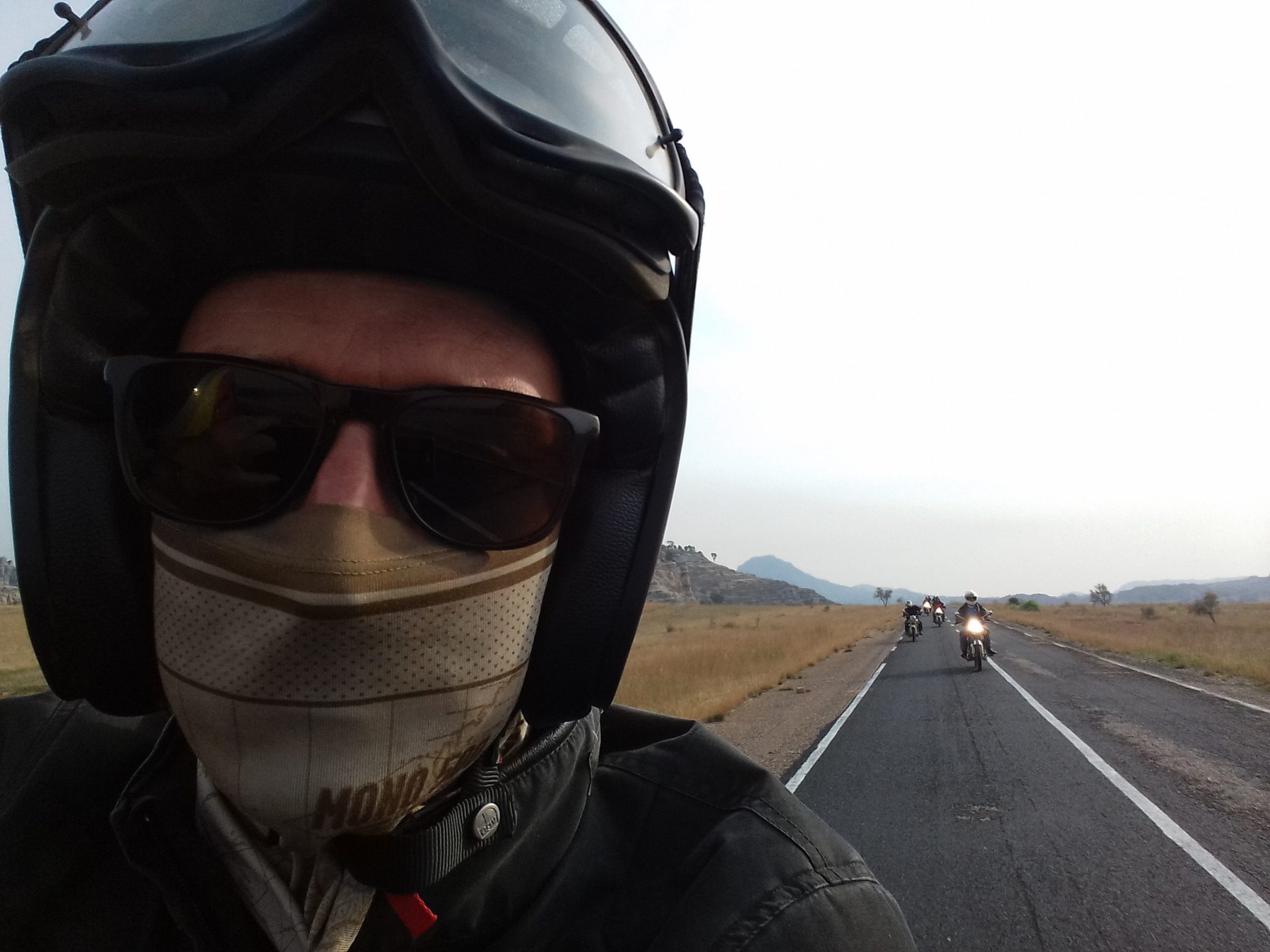 guide moto madagascar