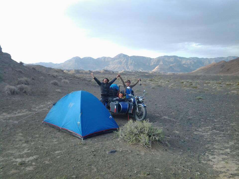 Le voyage en side-car d'Yves et Cira
