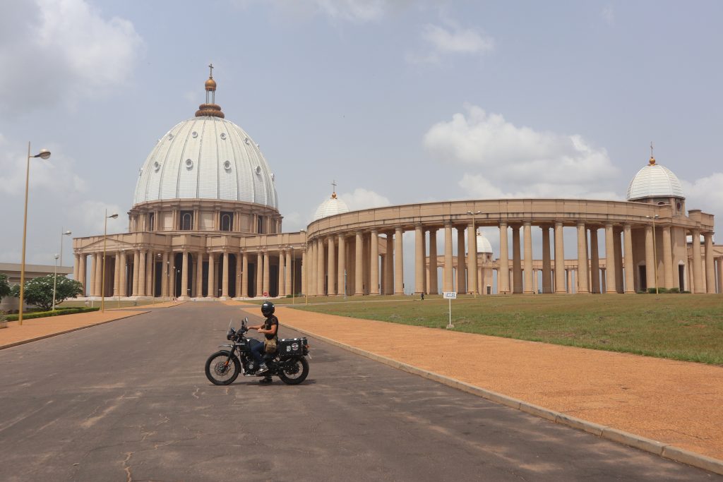 Erwan going south Royal Enfield Himalayan