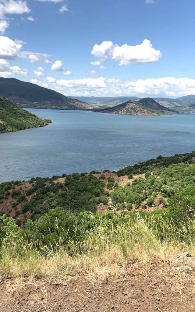 Road trips moto au lac salagou